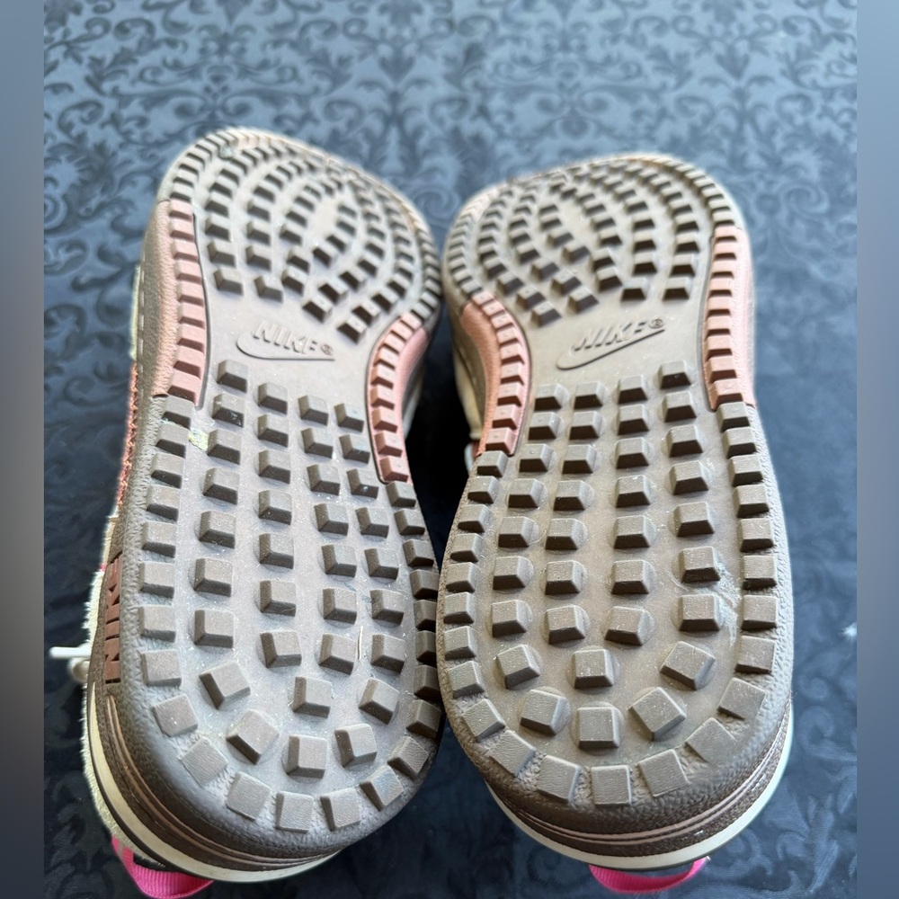 Nike Field General B40
Union LA Shimmer
Size 11.5 - Picture 9 of 9